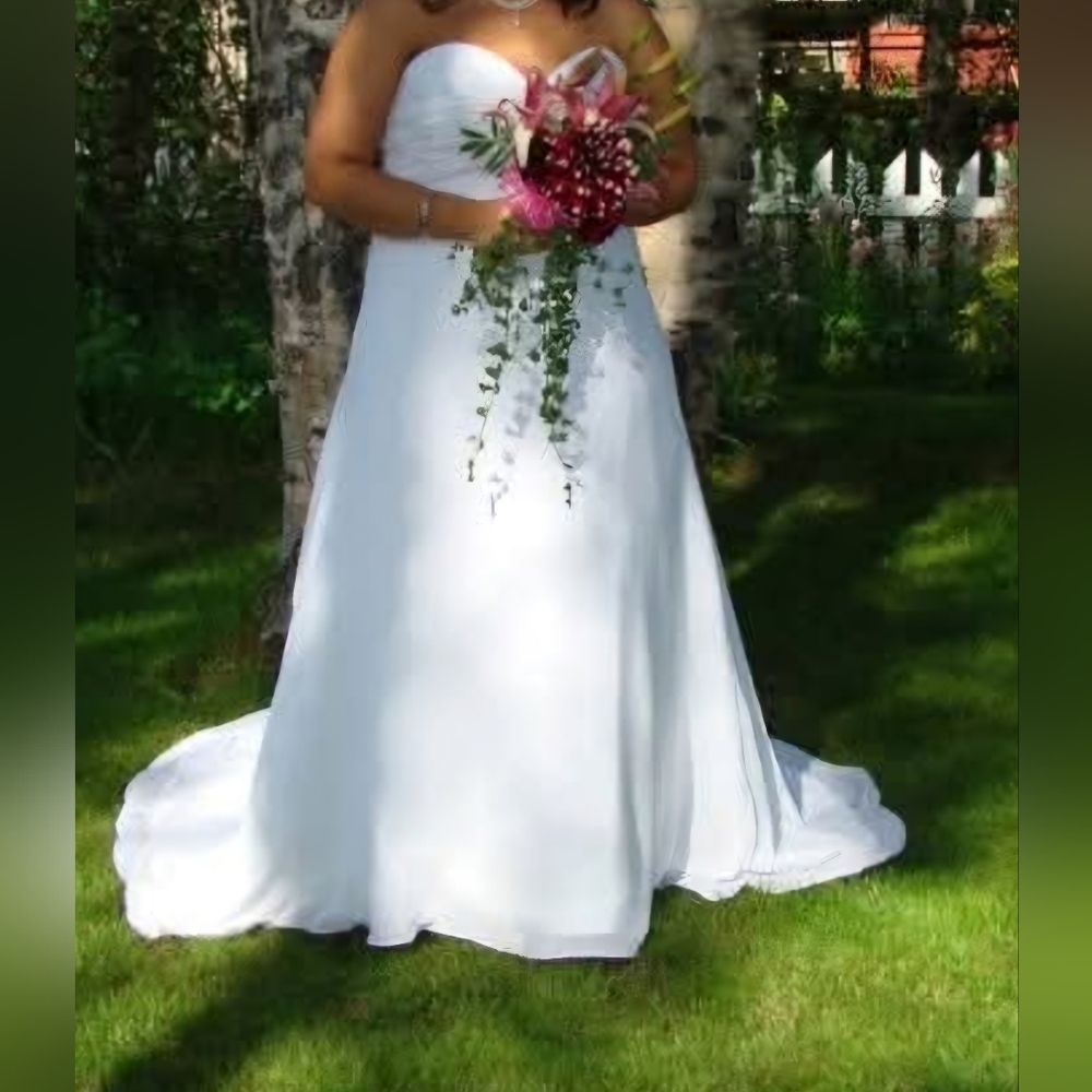 Wedding gown